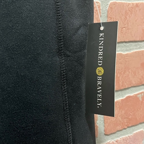 Kindred Bravely Small Black Maternity Post Partum Support Crop Leggings NWT - Picture 4 of 5